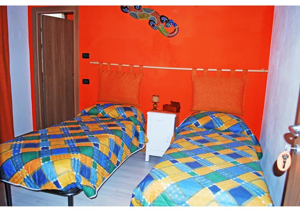B&B I Viandanti Piancogno Habitación foto